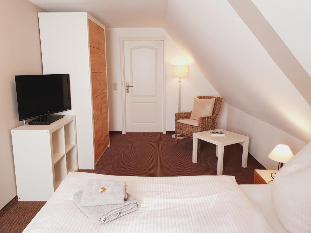 Darsser Koje Holiday home *